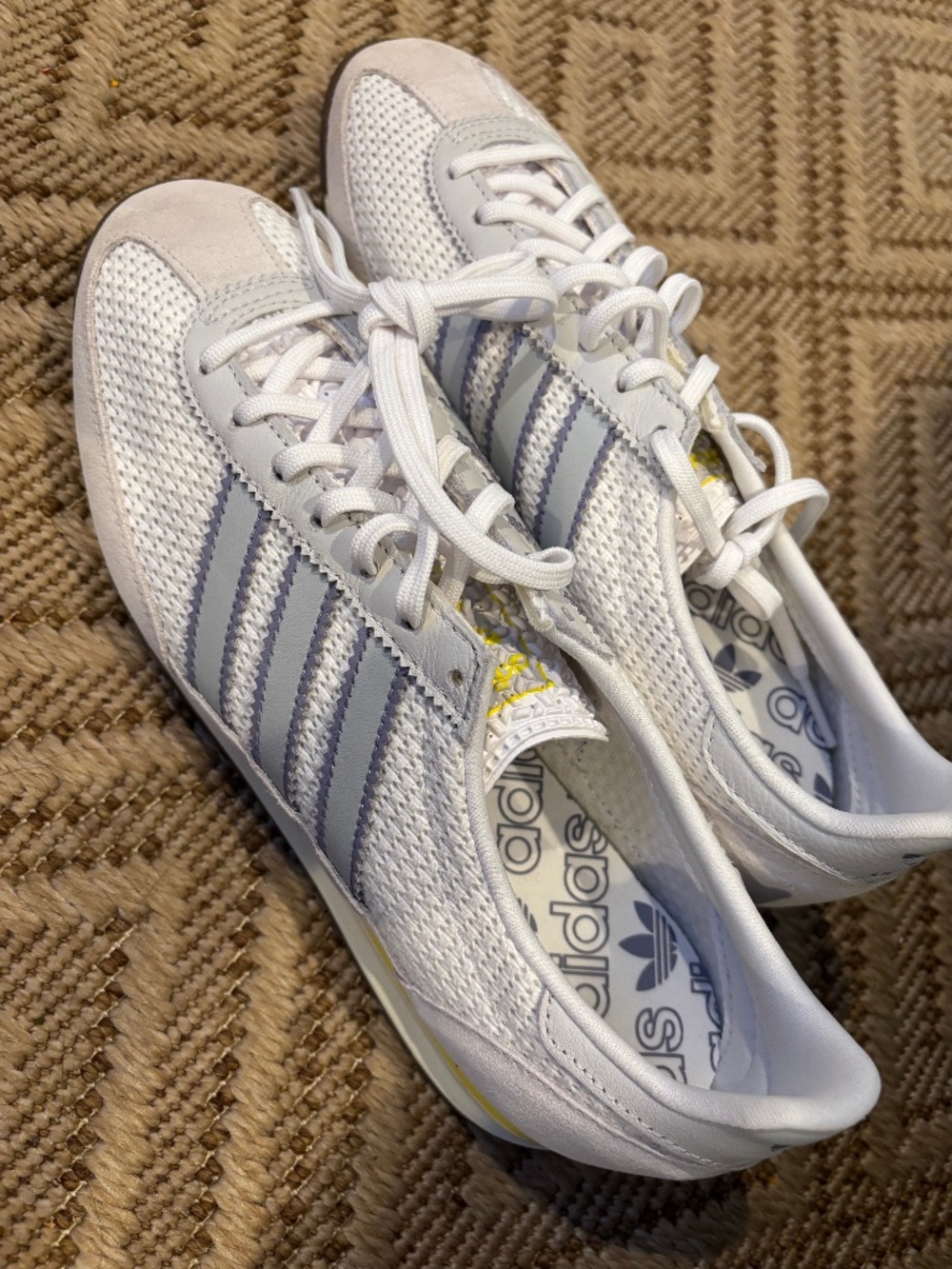 Adidas SL72 - women’s size 8.5